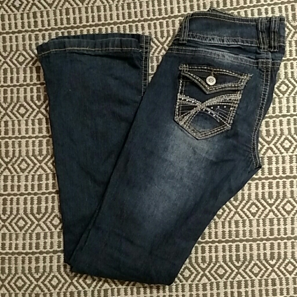 Dark trendy jeans